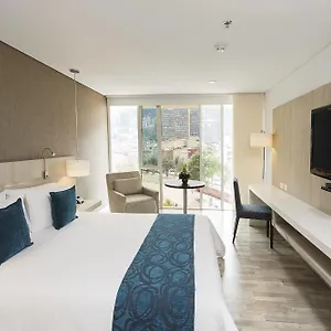 4* Hotel Bh Bicentenario